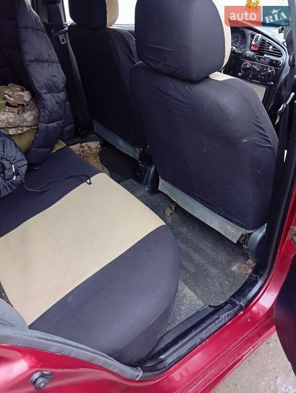 Хэтчбек Daewoo Lanos 2005 в Ивано-Франковске