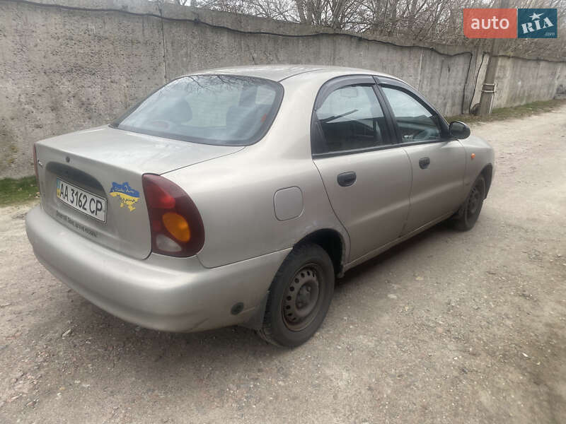 Седан Daewoo Lanos 2006 в Киеве