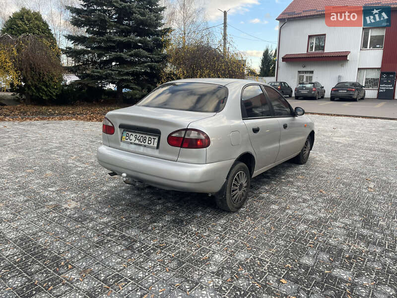 Седан Daewoo Lanos 2008 в Рівному