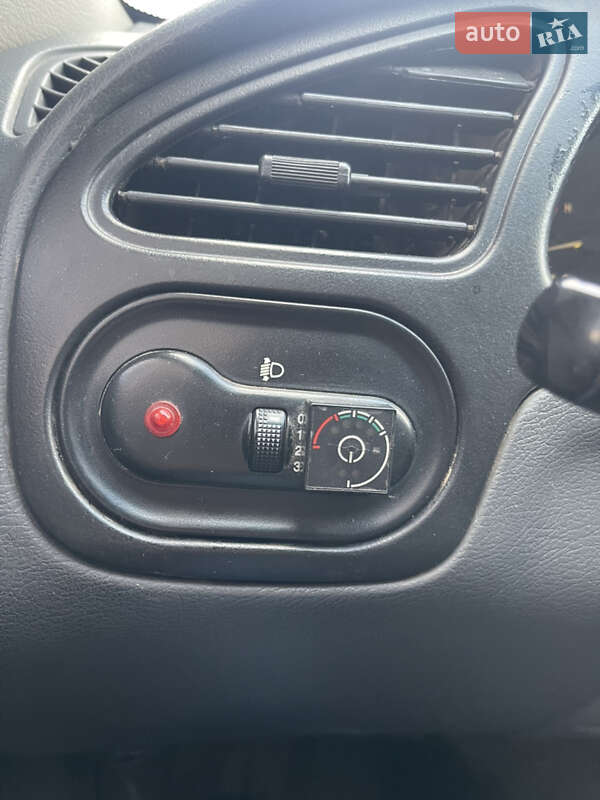 Седан Daewoo Lanos 2008 в Рівному