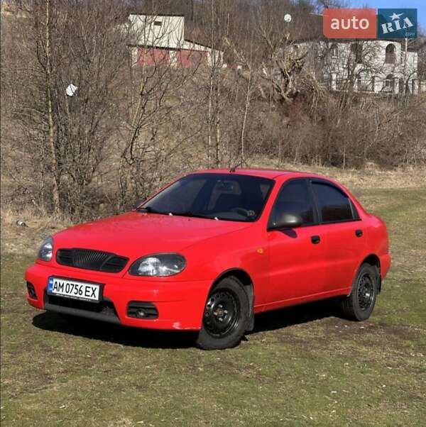 Седан Daewoo Lanos 2008 в Ружине