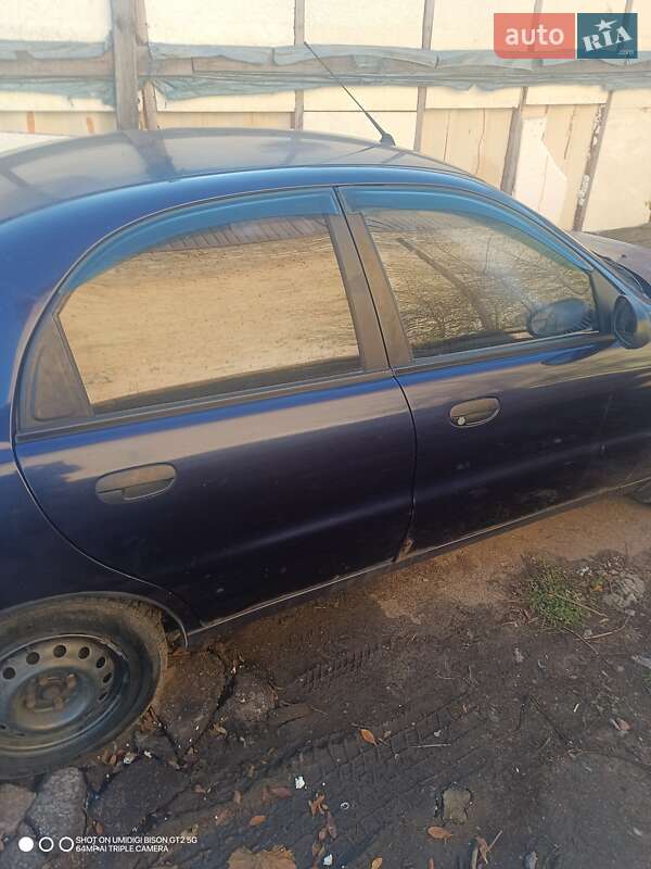 Седан Daewoo Lanos 2006 в Киеве