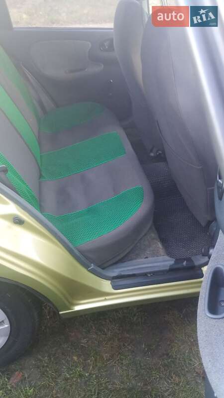 Седан Daewoo Lanos 2006 в Сумах