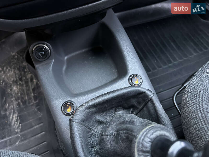 Седан Daewoo Lanos 2012 в Києві