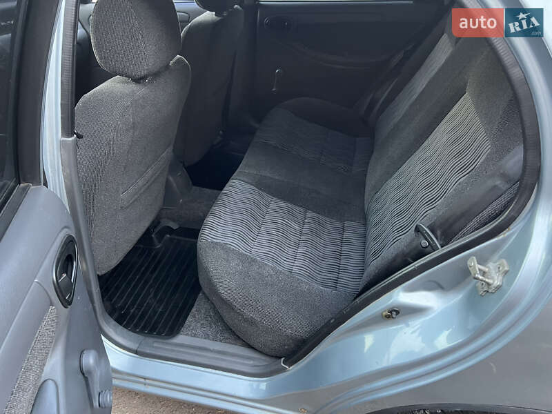 Седан Daewoo Lanos 2012 в Києві