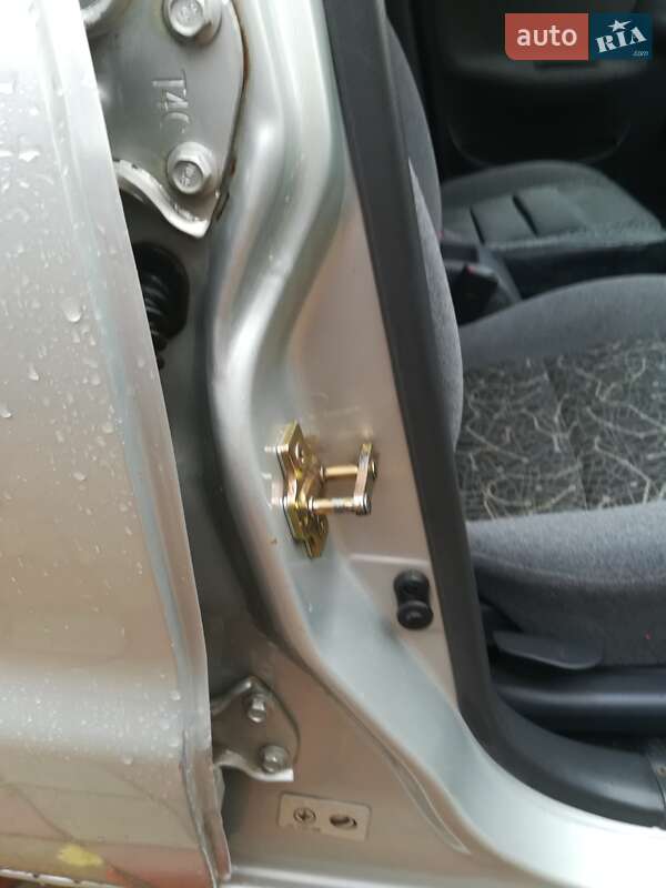 Седан Daewoo Lanos 2005 в Сумах