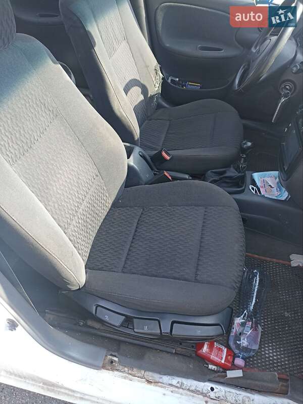 Хетчбек Daewoo Lanos 1998 в Харкові