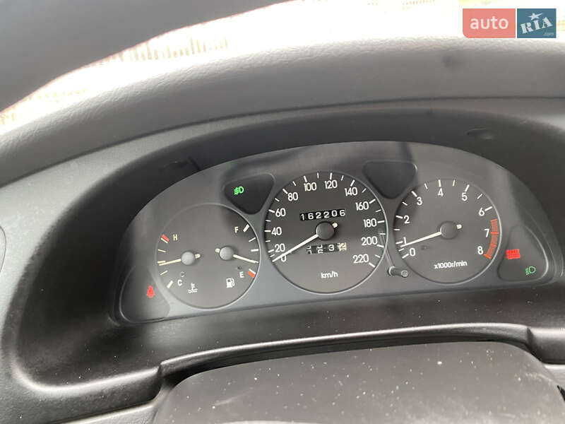 Седан Daewoo Lanos 2003 в Киеве