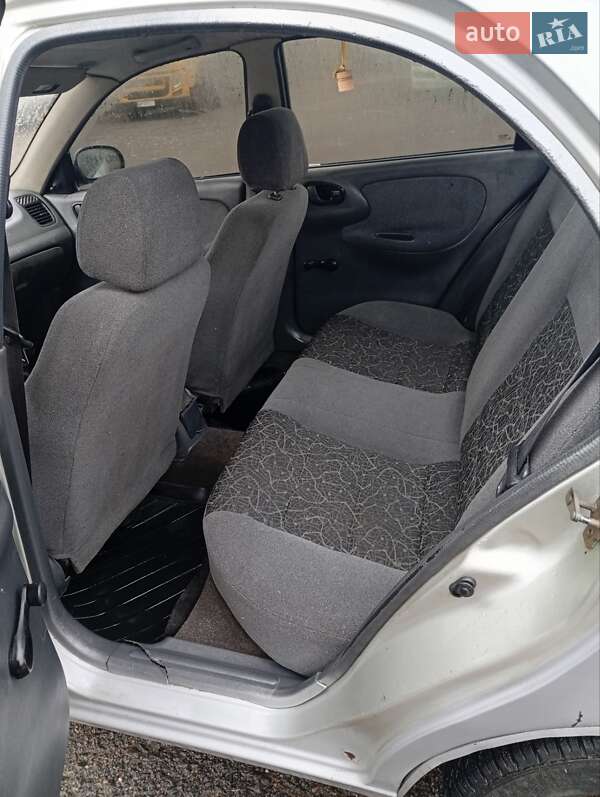 Седан Daewoo Lanos 2005 в Бершади