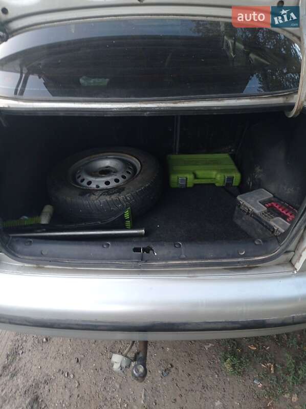 Седан Daewoo Lanos 2002 в Полтаве