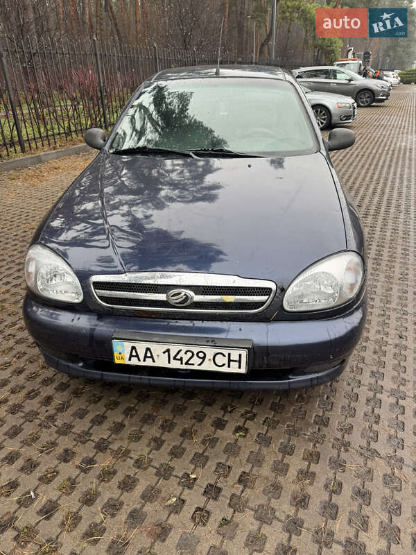 Седан Daewoo Lanos 2008 в Киеве