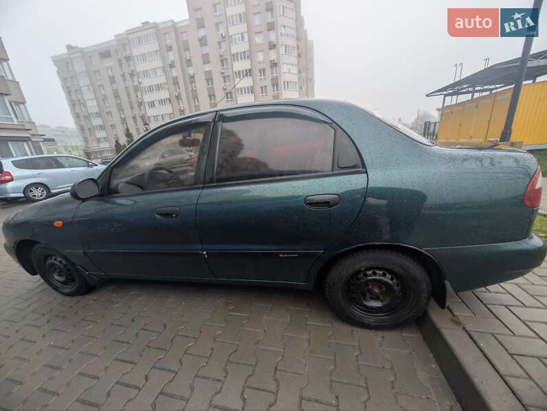 Седан Daewoo Lanos 2006 в Гатном