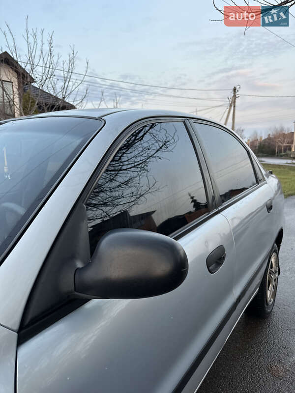 Седан Daewoo Lanos 2005 в Полтаве
