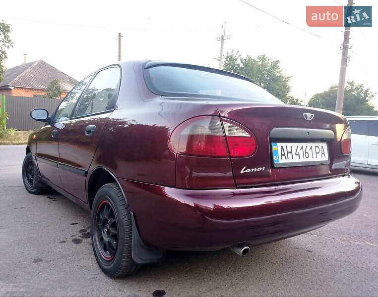 Седан Daewoo Lanos 2009 в Первомайске