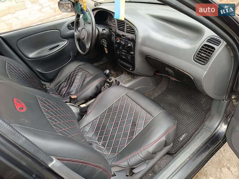 Седан Daewoo Lanos 2008 в Малій Висці