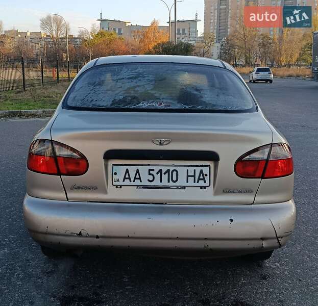 Седан Daewoo Lanos 2003 в Киеве