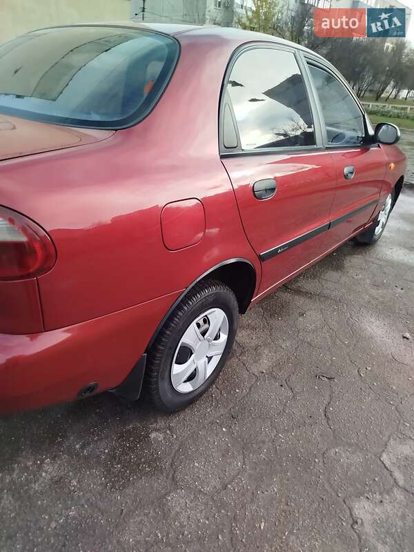 Седан Daewoo Lanos 2005 в Павлограде