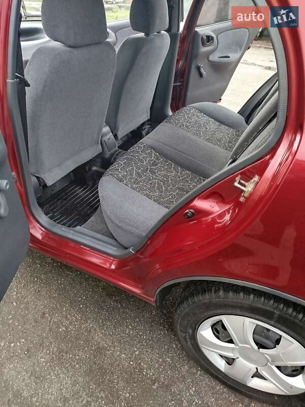 Седан Daewoo Lanos 2005 в Павлограде