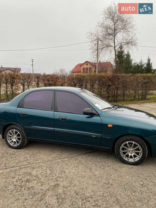 Седан Daewoo Lanos 2005 в Івано-Франківську