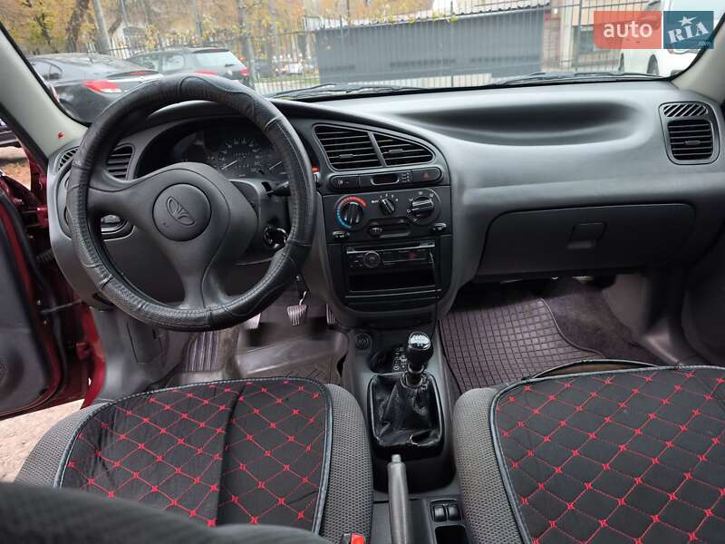Хэтчбек Daewoo Lanos 2003 в Александрие