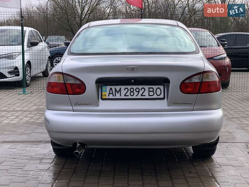 Седан Daewoo Lanos 1998 в Бердичеве