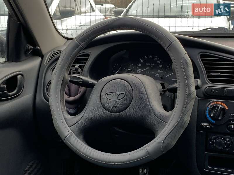 Седан Daewoo Lanos 1998 в Бердичеве