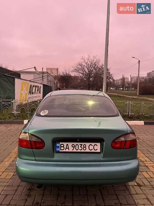 Седан Daewoo Lanos 1998 в Харькове