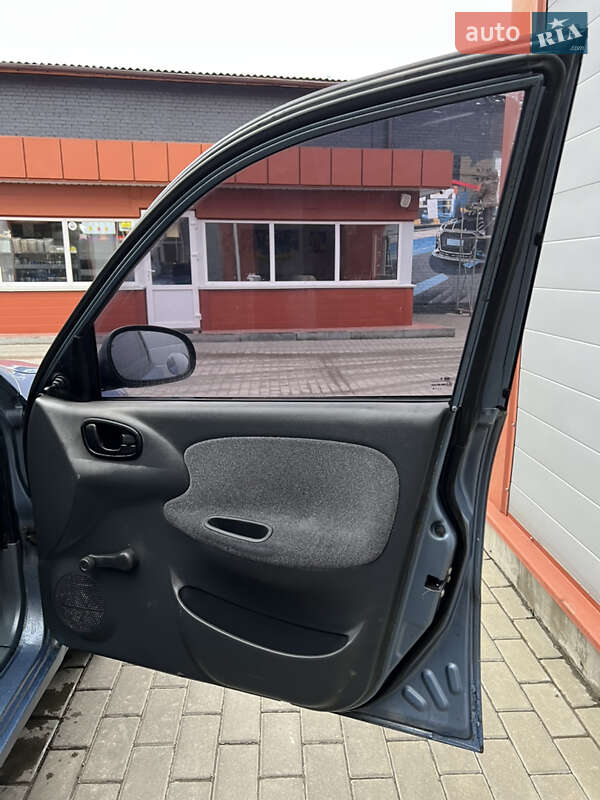 Седан Daewoo Lanos 2008 в Сумах