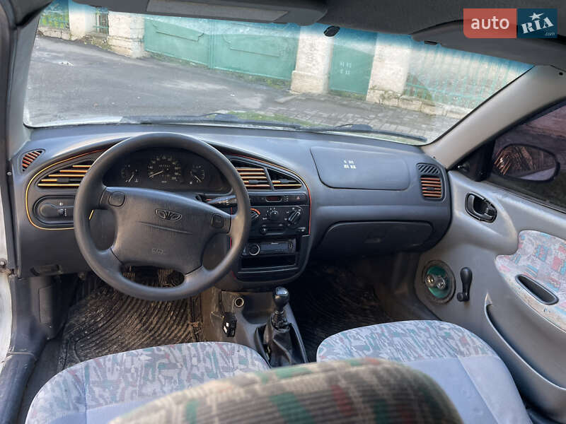 Седан Daewoo Lanos 2002 в Каменец-Подольском
