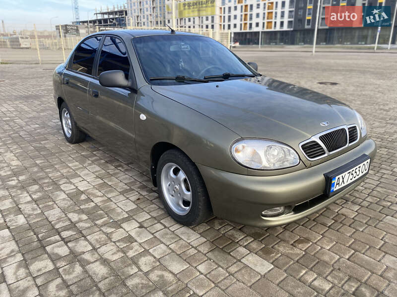 Седан Daewoo Lanos 2004 в Харкові