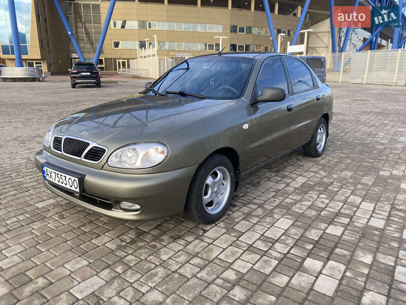 Седан Daewoo Lanos 2004 в Харкові