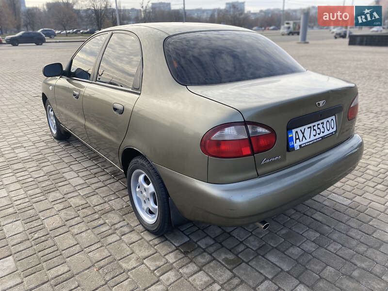 Седан Daewoo Lanos 2004 в Харкові