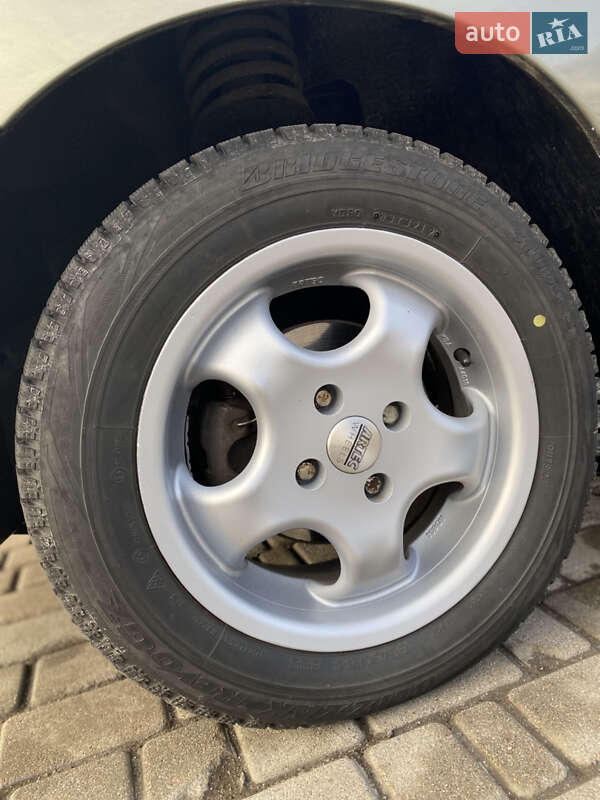 Седан Daewoo Lanos 2004 в Харкові