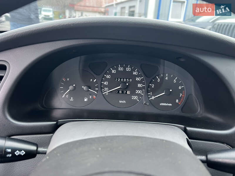 Седан Daewoo Lanos 2008 в Киеве