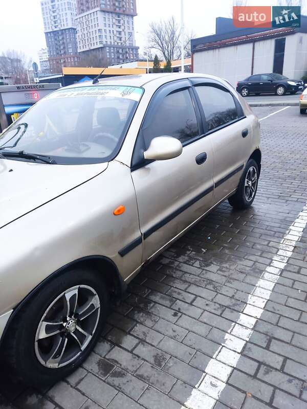 Хэтчбек Daewoo Lanos 2008 в Днепре