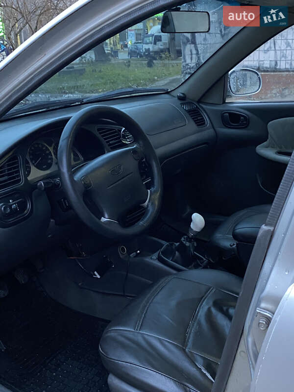 Седан Daewoo Lanos 1997 в Запоріжжі