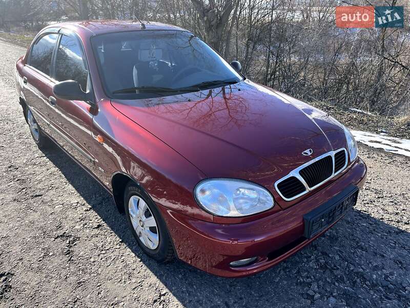 Седан Daewoo Lanos 2003 в Черкассах