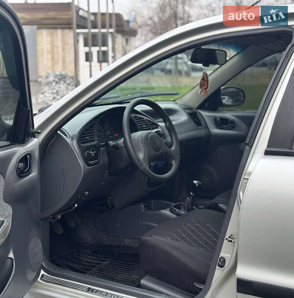 Седан Daewoo Lanos 2005 в Днепре