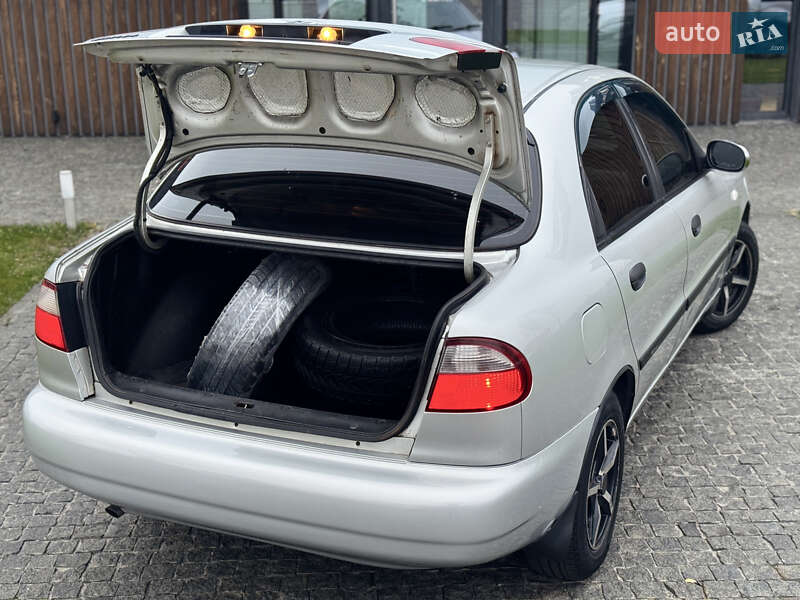 Седан Daewoo Lanos 2005 в Днепре