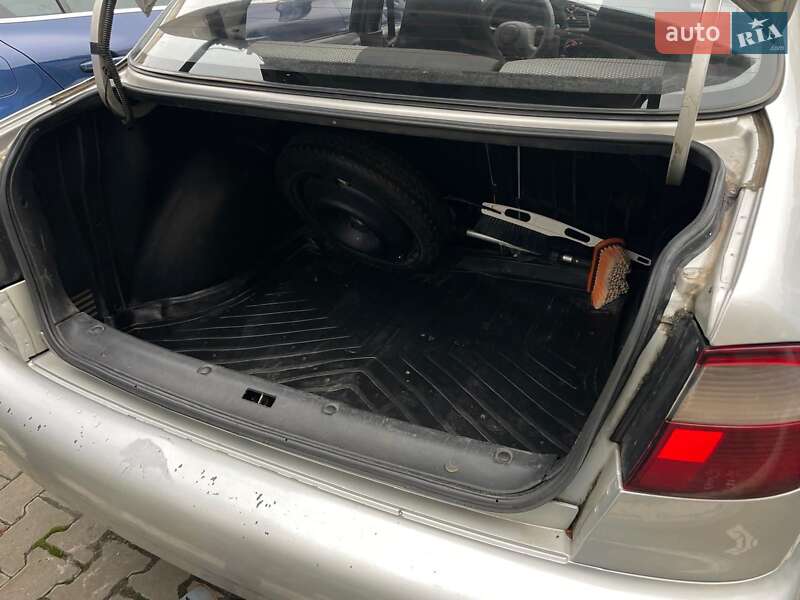 Седан Daewoo Lanos 2006 в Вишневом фото 20 Седан Daewoo Lanos 2006 в Вишневом