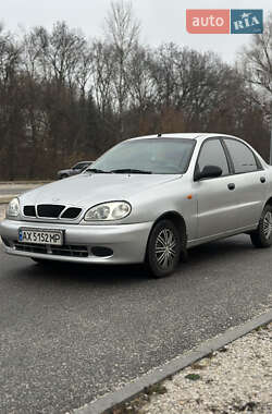 Седан Daewoo Lanos 2003 в Дніпрі