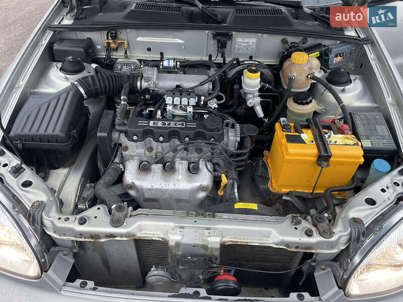 Седан Daewoo Lanos 2008 в Житомирі