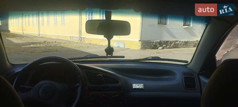 Седан Daewoo Lanos 2006 в Сумах