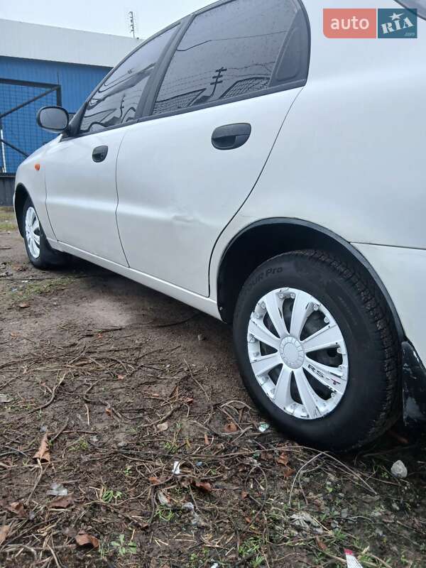 Седан Daewoo Lanos 2008 в Житомирі
