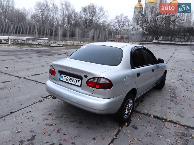 Седан Daewoo Lanos 2003 в Днепре