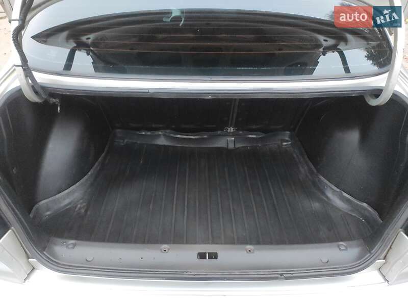 Седан Daewoo Lanos 2003 в Днепре