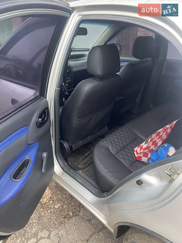 Хетчбек Daewoo Lanos 2007 в Кривому Розі
