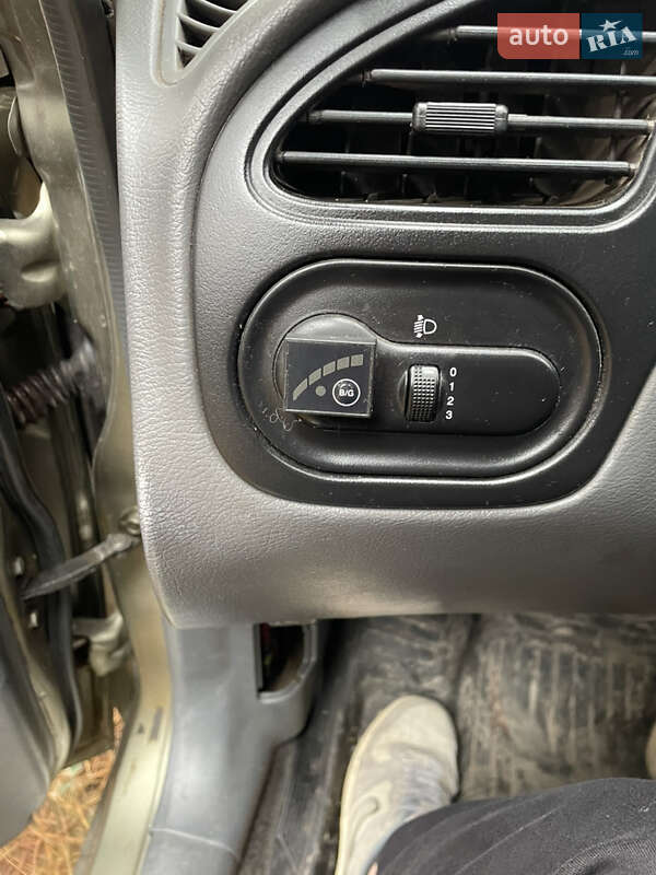 Седан Daewoo Lanos 2005 в Бродах