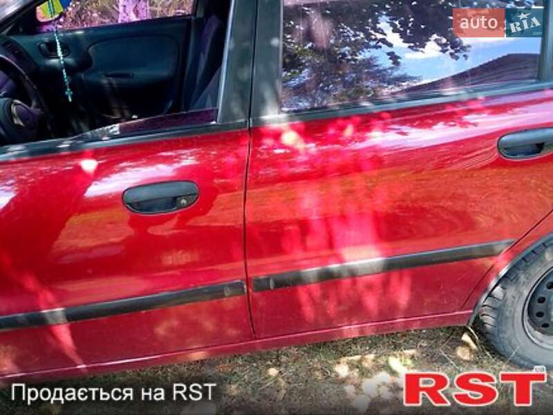Седан Daewoo Lanos 2004 в Великой Багачке