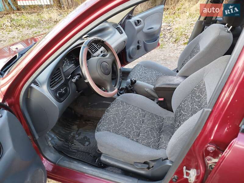 Седан Daewoo Lanos 2007 в Новом Роздоле